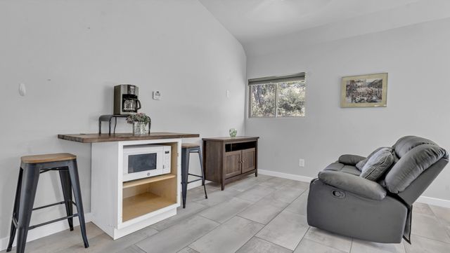 85 Nm 333 NE, Albuquerque, NM 87123