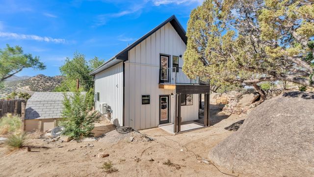 85 Nm 333 NE, Albuquerque, NM 87123