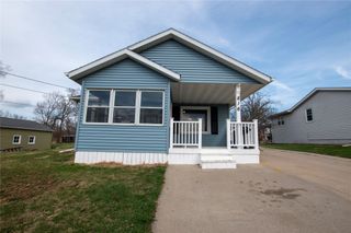 816 E 7th Street S, Newton, IA 50208