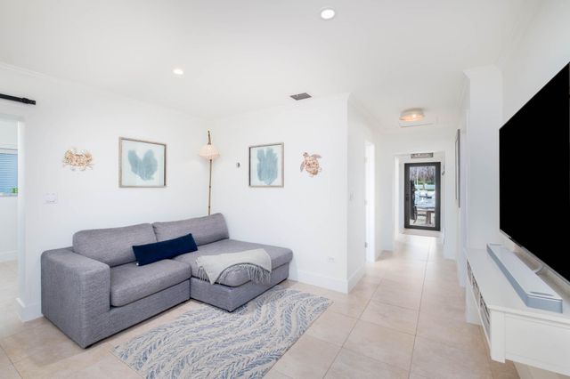 181 Ocean View Drive, Key Largo, FL 33037