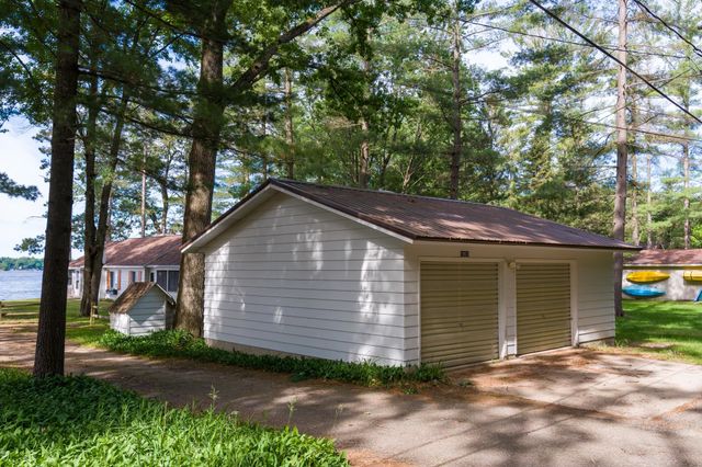 10921 N Shore Drive, Lake, MI 48632