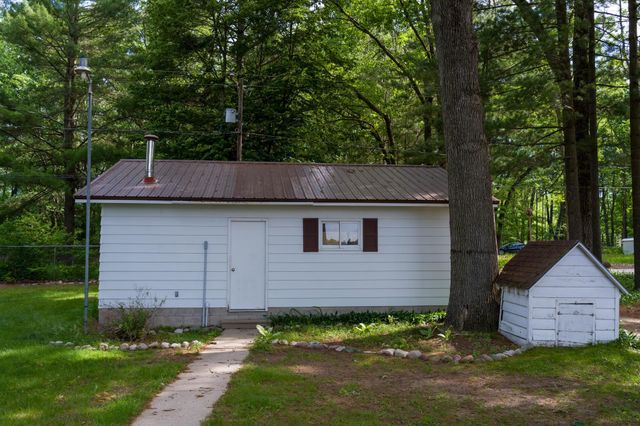 10921 N Shore Drive, Lake, MI 48632
