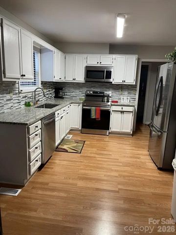 7037 Cambridge Court, Tega Cay, SC 29708