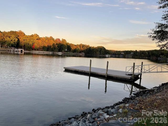 7037 Cambridge Court, Tega Cay, SC 29708