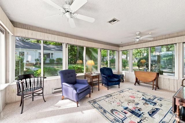 321-A SE Sharon Way SE, Monroe, NJ 08831