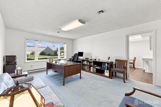 321-A SE Sharon Way SE, Monroe, NJ 08831