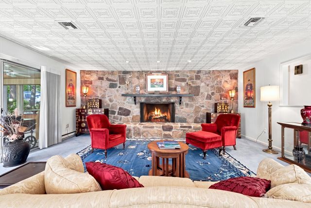 321-A SE Sharon Way SE, Monroe, NJ 08831