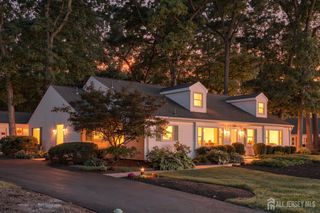 321-A SE Sharon Way SE, Monroe, NJ 08831