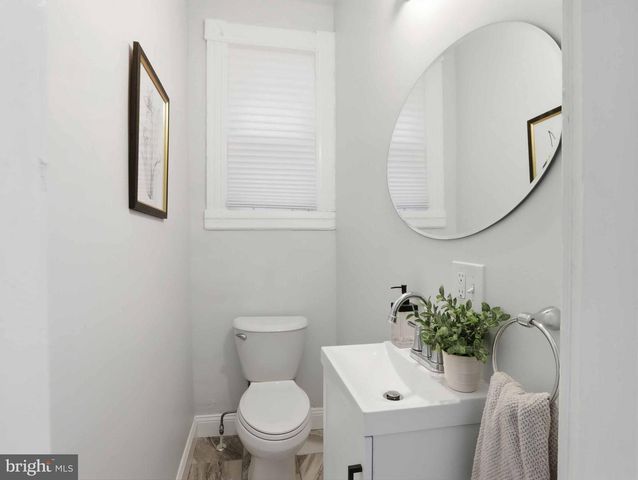 1724 PAYSON ST N, Baltimore, MD 21217