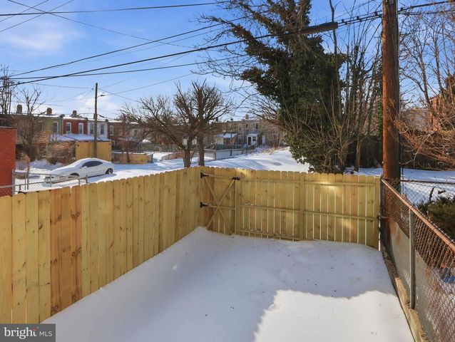 1724 PAYSON ST N, Baltimore, MD 21217