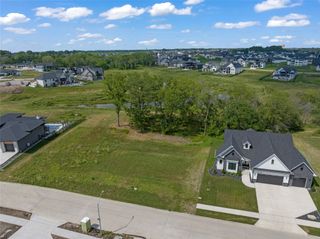 18193 Hidden Knoll, Clive, IA 50325