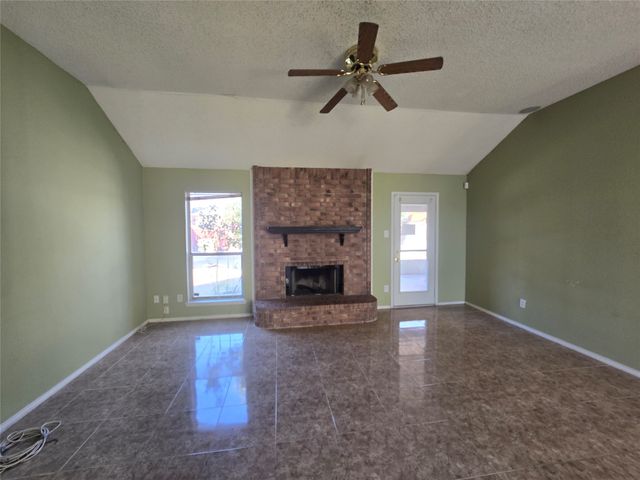 8012 Ashridge Road, Fort Worth, TX 76134