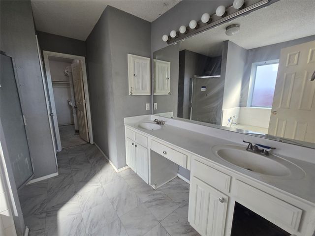 8012 Ashridge Road, Fort Worth, TX 76134