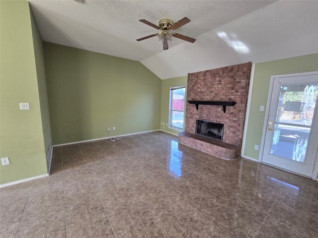 8012 Ashridge Road, Fort Worth, TX 76134