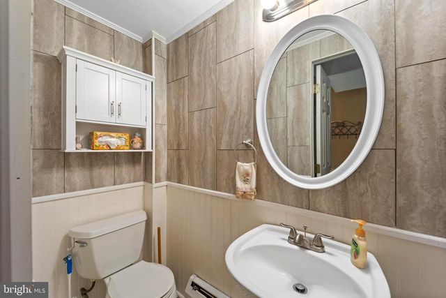 1522 HAMPTON RD, Bensalem, PA 19020