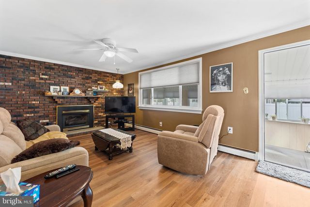1522 HAMPTON RD, Bensalem, PA 19020