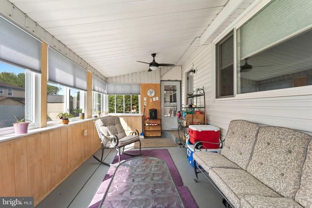 1522 HAMPTON RD, Bensalem, PA 19020