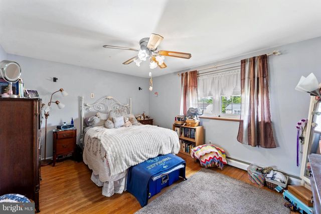 1522 HAMPTON RD, Bensalem, PA 19020