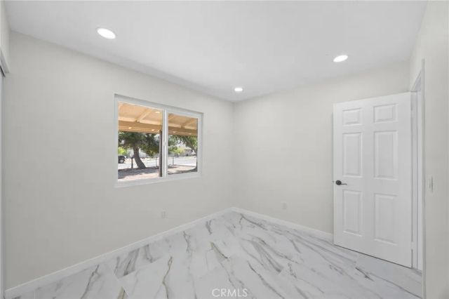 9030 Roble, Hesperia, CA 92345
