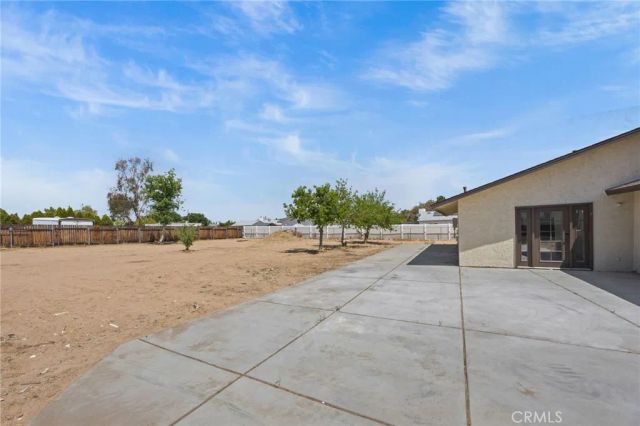 9030 Roble, Hesperia, CA 92345
