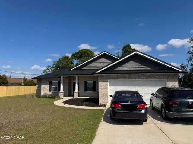 2700 Denise Drive, Panama City, FL 32405