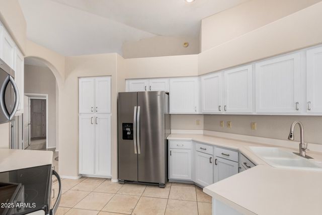 5272 S GRANITE Drive, Gold Canyon, AZ 85118