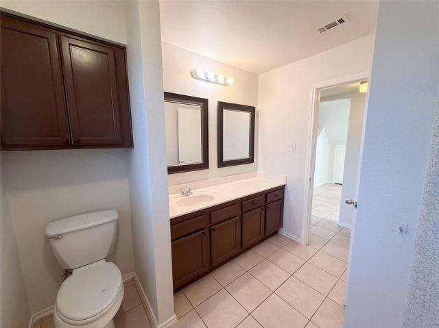 13020 Moorcroft LN, Austin, TX 78729