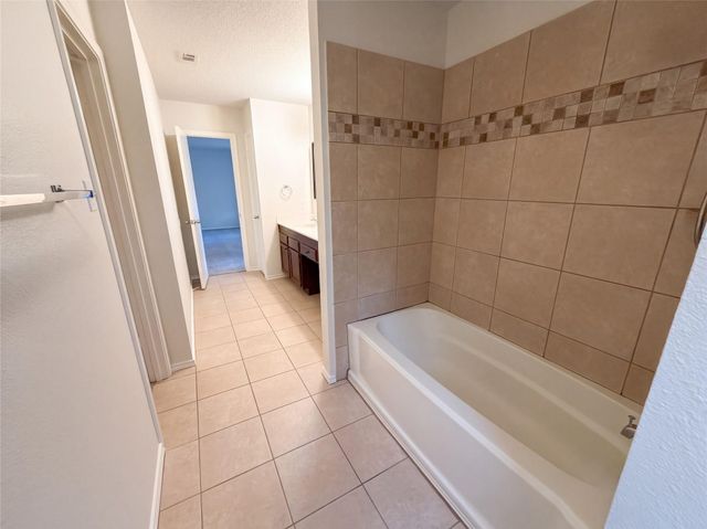 13020 Moorcroft LN, Austin, TX 78729