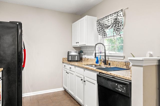 226 Emerald Isle Drive, Moncks Corner, SC 29461