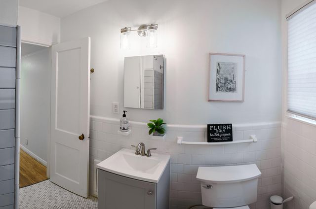 2315 Branard Street, Houston, TX 77098