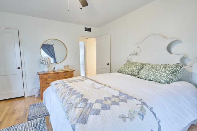 2315 Branard Street, Houston, TX 77098