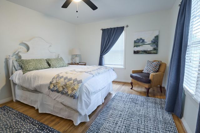 2315 Branard Street, Houston, TX 77098