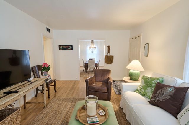 2315 Branard Street, Houston, TX 77098