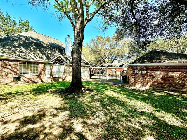3302 Richland Drive, Sugar Land, TX 77478