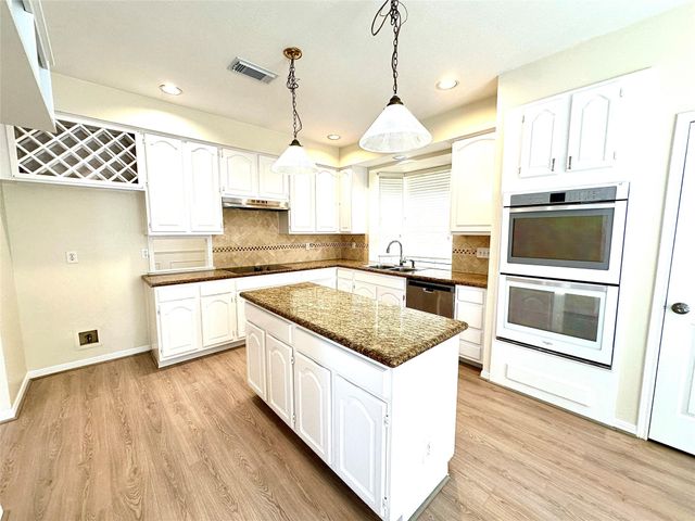 3302 Richland Drive, Sugar Land, TX 77478