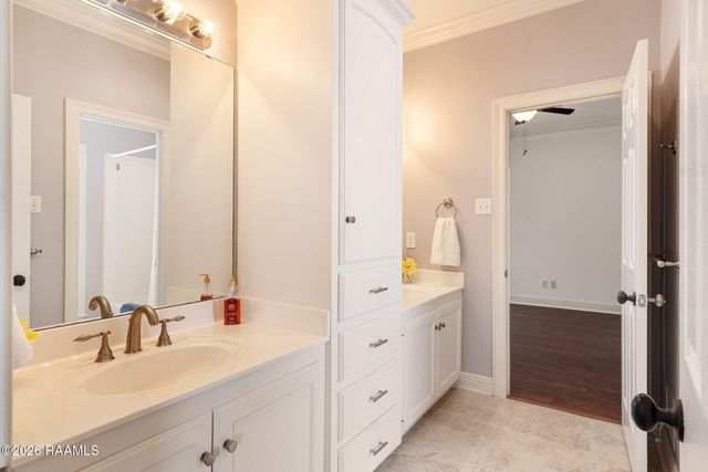 301 Timberwood Circle, Lafayette, LA 70508