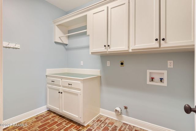 301 Timberwood Circle, Lafayette, LA 70508