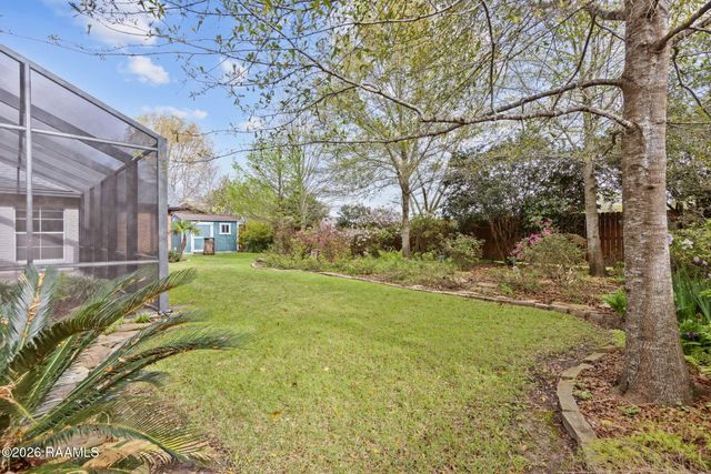 301 Timberwood Circle, Lafayette, LA 70508