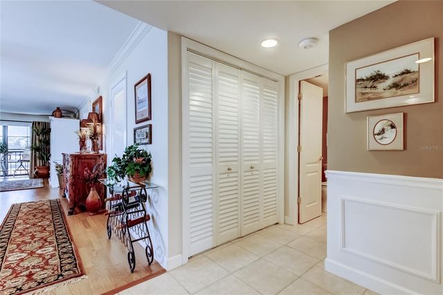 9450 HARBOR GREENS WAY 301, Seminole, FL 33776