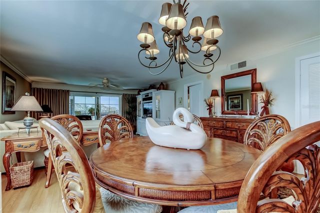 9450 HARBOR GREENS WAY 301, Seminole, FL 33776