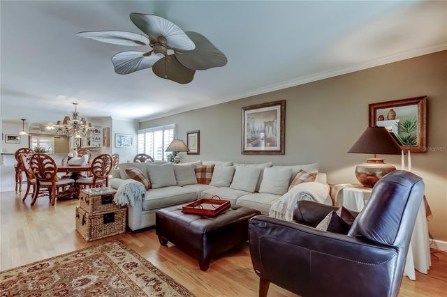 9450 HARBOR GREENS WAY 301, Seminole, FL 33776