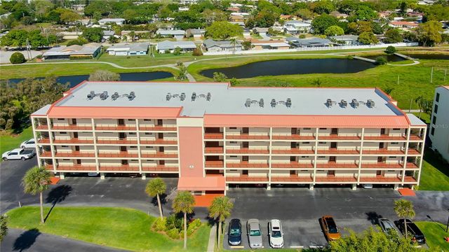 9450 HARBOR GREENS WAY 301, Seminole, FL 33776