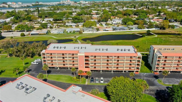 9450 HARBOR GREENS WAY 301, Seminole, FL 33776