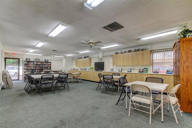 9450 HARBOR GREENS WAY 301, Seminole, FL 33776