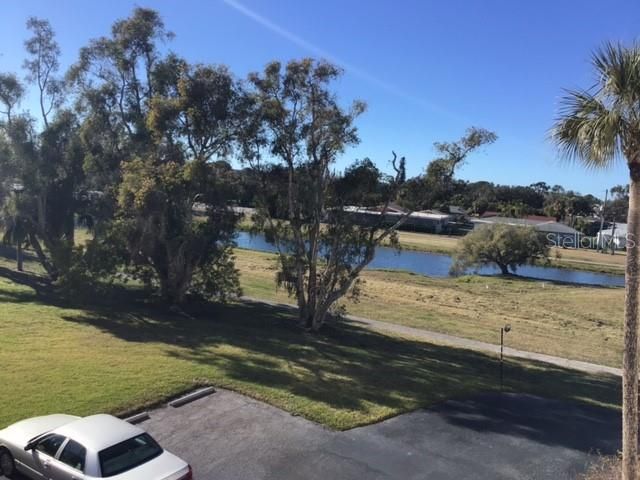 9450 HARBOR GREENS WAY 301, Seminole, FL 33776