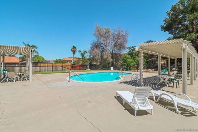 9055 Calle Lucia, Lakeside, CA 92040