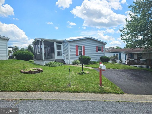 20 MEADOW RUN PL, Harrisburg, PA 17112