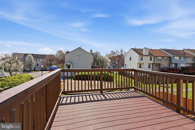 46695 SANDALWOOD SQ, Sterling, VA 20164