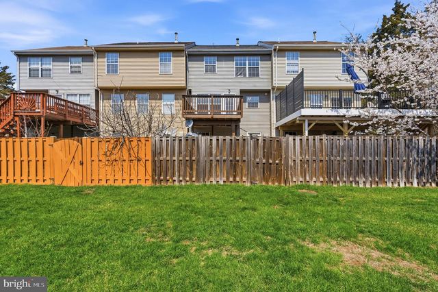 46695 SANDALWOOD SQ, Sterling, VA 20164