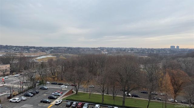 220-55 46TH Avenue 10D, Bayside, NY 11361